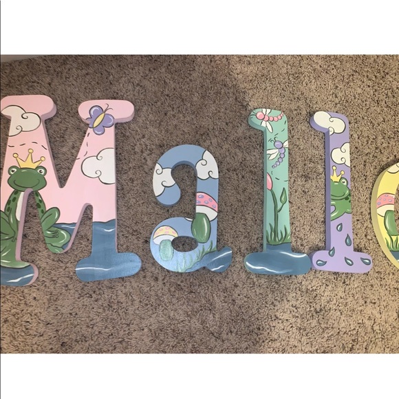 MALLORY painted Letters Nursery Girls Wall frog - Picture 2 of 3